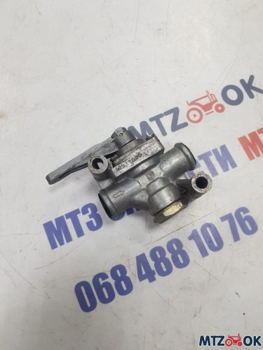 Кран разобщительный МТЗ 80,82 (пр-во Украина) А29.71.000 Кран разобщительный МТЗ 80,82 (пр-во Украина) А29.71.000