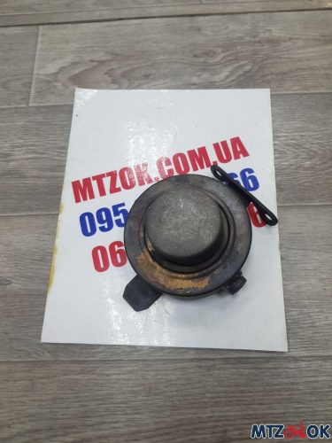 Бачок электрофакельного подогревателя МТЗ с пробкой (пр-во МТЗ)240-3707220 Бачок электрофакельного подогревателя МТЗ с пробкой (пр-во МТЗ)240-3707220