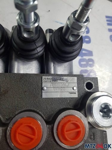 ГИДРОРАСПРЕДЕЛИТЕЛЬ 3Р40+К16К16А1 (2 ПЛАВАЮЩИЕ СЕКЦИИ) СО ШТУЦЕРАМИ (BADESTNOST) 3Р40+К16К16А1 ГИДРОРАСПРЕДЕЛИТЕЛЬ 3Р40+К16К16А1 (2 ПЛАВАЮЩИЕ СЕКЦИИ) СО ШТУЦЕРАМИ (BADESTNOST) 3Р40+К16К16А1