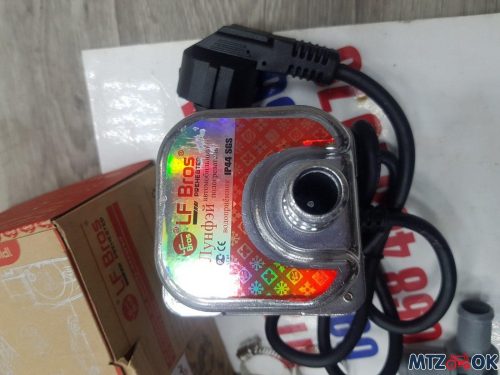 Подогреватель предпусковой с внутренним насосом 1,5 кВт (XQ-8001) Подогреватель предпусковой с внутренним насосом 1,5 кВт (XQ-8001)