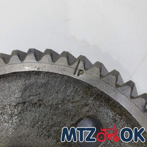 Шестерня промежуточная р/вала с втулкой. Z=53 (угол 28) Д-240 (пр-во ММЗ) 240-1006240-А Шестерня промежуточная р/вала с втулкой. Z=53 (угол 28) Д-240 (пр-во ММЗ) 240-1006240-А