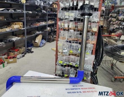 Воздуховод нержавейка МТЗ 80,82,892, с синими силиконовыми патрубками в сборе с моноциклоном с отстойником Воздуховод нержавейка МТЗ 80,82,892, с синими силиконовыми патрубками в сборе с моноциклоном с отстойником