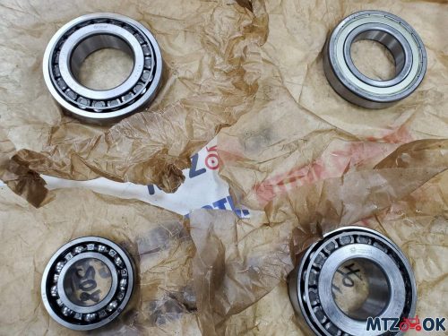 Набор подшипников КПП МТЗ полный (12шт) + пакет роликовых 48шт. (пр-во Самара) Набор подшипников КПП МТЗ полный (12шт) + пакет роликовых 48шт. (пр-во Самара)