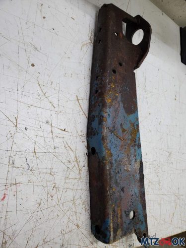 Кронштейн крепления кабины правый (пр-во МТЗ) Б/У 70-6702300-01 Кронштейн крепления кабины правый (пр-во МТЗ) Б/У 70-6702300-01