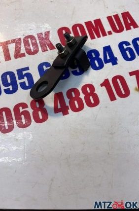 Кронштейн крепления топливных трубок МТЗ 240-1111115-А Кронштейн крепления топливных трубок МТЗ 240-1111115-А