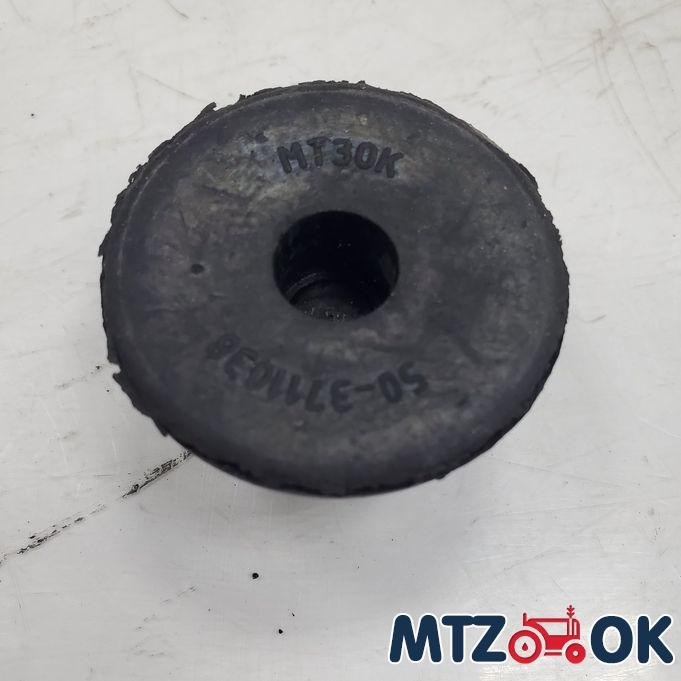 Фиксатор двери МТЗ (резиновая) БРАК (50-3711038) Фиксатор двери МТЗ (резиновая) БРАК (50-3711038)