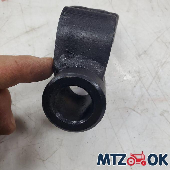 Серьга крюка прицепного 70-2807051 Серьга крюка прицепного 70-2807051