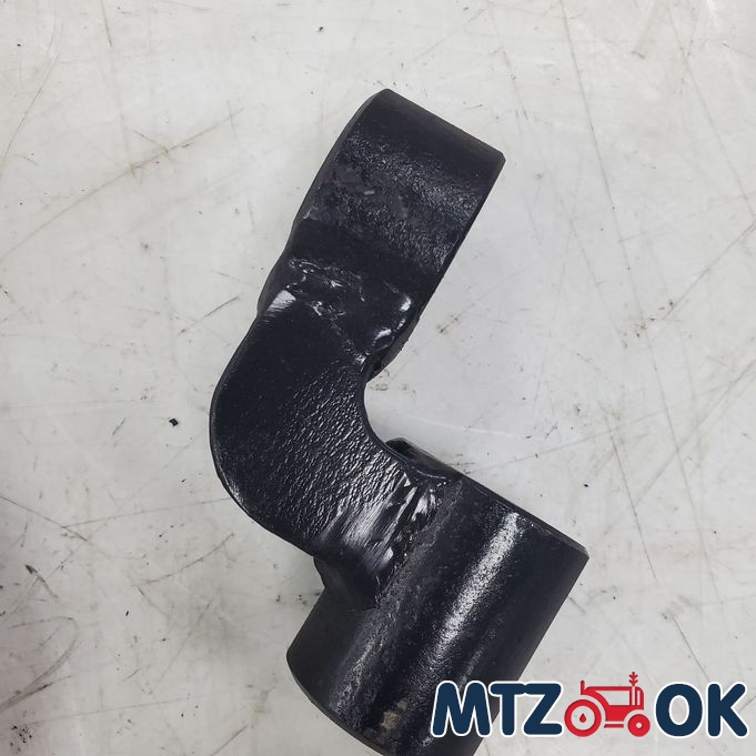 Серьга крюка прицепного 70-2807051 Серьга крюка прицепного 70-2807051