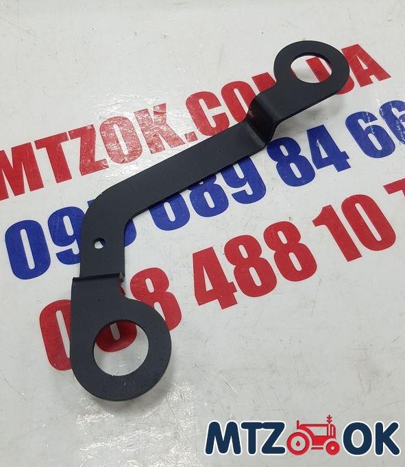 Кронштейн пружины крюка МТЗ (соб.пр-во) 70-2807081 Кронштейн пружины крюка МТЗ (соб.пр-во) 70-2807081