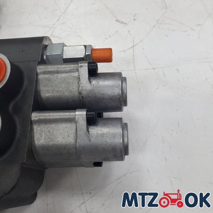 Гидрораспределитель 2Р80+2Л12 (2 плавающие секции Л12) с китами (Болгария)2Р80+2Л12 Гидрораспределитель 2Р80+2Л12 (2 плавающие секции Л12) с китами (Болгария)2Р80+2Л12