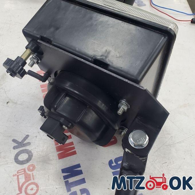 Кронштейн под квадратную фару на кабину МТЗ с куном к-т 2шт. (собств. пр-во) Кронштейн под квадратную фару на кабину МТЗ с куном к-т 2шт. (собств. пр-во)