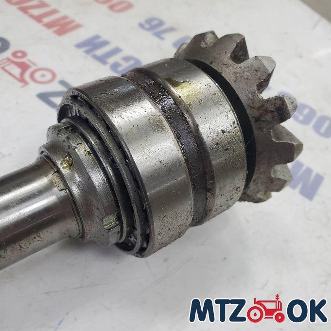Вал вертикальный с подшипником (кор. шлиц.) МТЗ (пр-во МТЗ) 52-2308063 СП Вал вертикальный с подшипником (кор. шлиц.) МТЗ (пр-во МТЗ) 52-2308063 СП