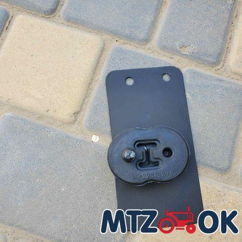 Глушитель МТЗ 892 труба в трубе (с грилем) с овальной горловиной. Толщина 3мм Глушитель МТЗ 892 труба в трубе (с грилем) с овальной горловиной. Толщина 3мм