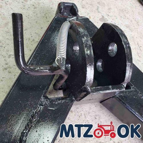 Автосцепка с двойным пальцем МТЗ, ЮМЗ 4мм (пр-во Украина) Автосцепка с двойным пальцем МТЗ, ЮМЗ 4мм (пр-во Украина)