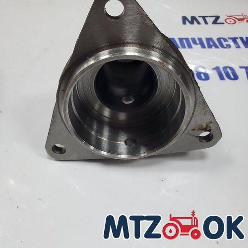 Гнездо подшипника редукт. (пр-во МТЗ) 70-1701186 Гнездо подшипника редукт. (пр-во МТЗ) 70-1701186