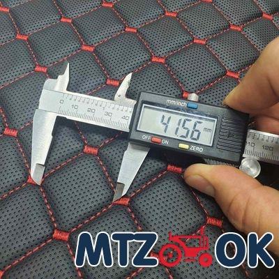 Кожзам черный (красная стежка. ромб 40х45) псевдоперфорация на поролоне 1.4х1м Кожзам черный (красная стежка. ромб 40х45) псевдоперфорация на поролоне 1.4х1м