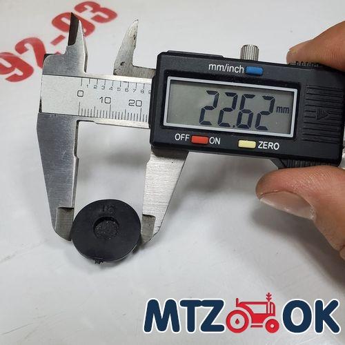 Заглушка на крыло 16мм резиновая Заглушка на крыло 16мм резиновая