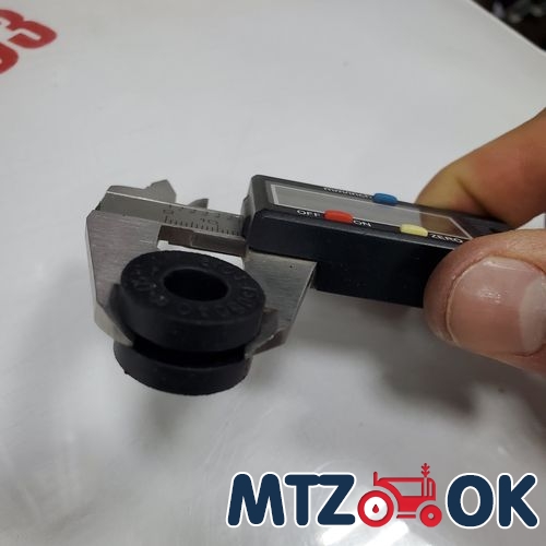 Втулка кабины 14х8 резиновая Втулка кабины 14х8 резиновая