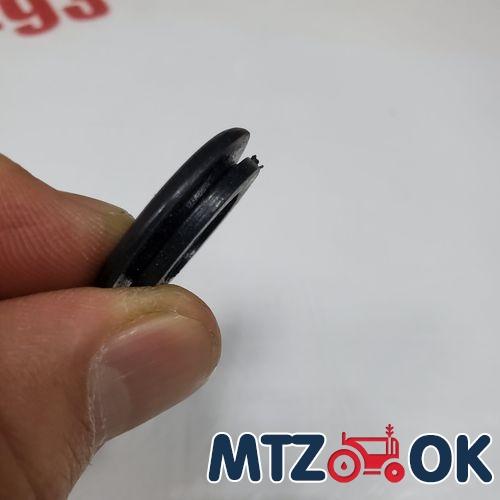 Заглушка на крыло 20мм резиновая Заглушка на крыло 20мм резиновая