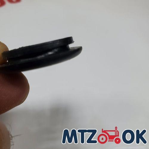 Заглушка на крыло 20мм резиновая Заглушка на крыло 20мм резиновая