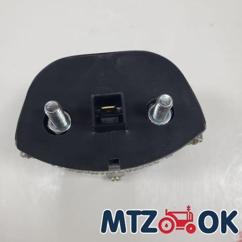 Фонарь освещения номерного знака МТЗ 12В (пр-во Украина) 2202.3.01.17 Фонарь освещения номерного знака МТЗ 12В (пр-во Украина) 2202.3.01.17