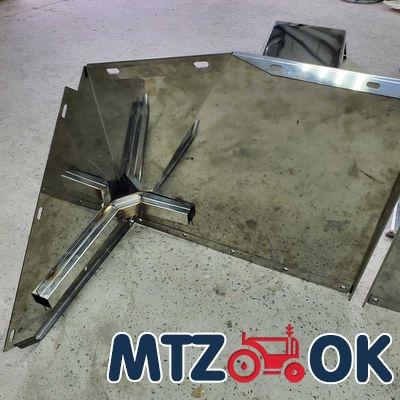 Кожух фонаря переднего МТЗ УК правый (пр-во Украина) 85-3712045 Кожух фонаря переднего МТЗ УК правый (пр-во Украина) 85-3712045