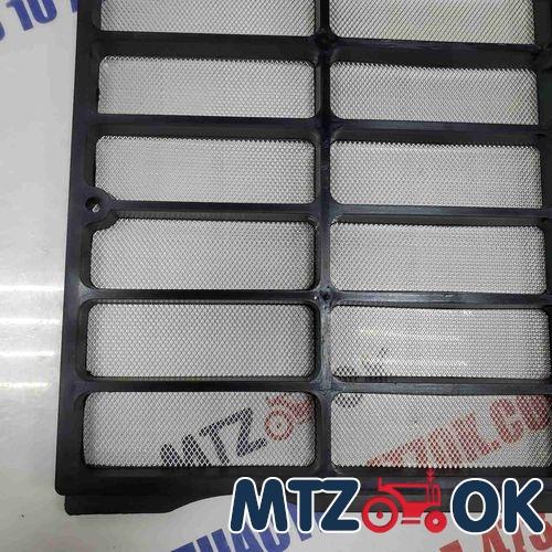 Решетка капота нижняя МТЗ 80.82 под квадратные фары (пр-во Украина) 80-8401080-Б Решетка капота нижняя МТЗ 80.82 под квадратные фары (пр-во Украина) 80-8401080-Б