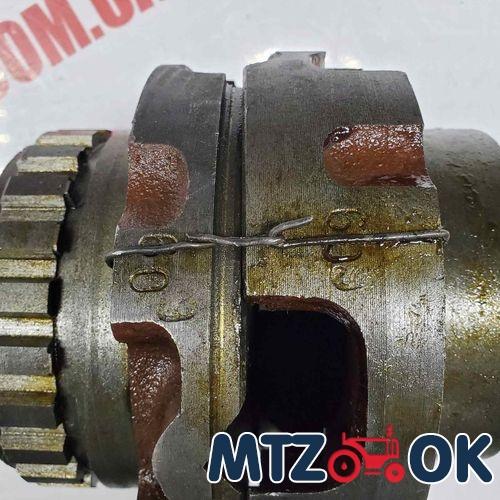 Манжета (сальник ВОМ) красный (пр-во Украина) 2,2-80х105 Манжета (сальник ВОМ) красный (пр-во Украина) 2,2-80х105