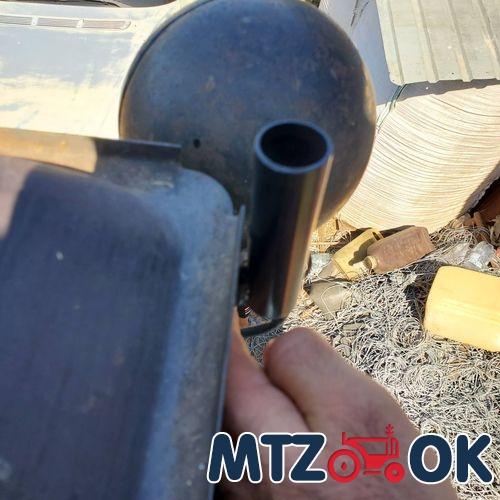 Кронштейн маяка сигнального на заднюю стойку кабины МТЗ (собств. пр-во) Кронштейн маяка сигнального на заднюю стойку кабины МТЗ (собств. пр-во)