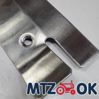 Прижим пола кабины МТЗ правый нержавейка (пр-во Украина) 80-6702348-01 Прижим пола кабины МТЗ правый нержавейка (пр-во Украина) 80-6702348-01