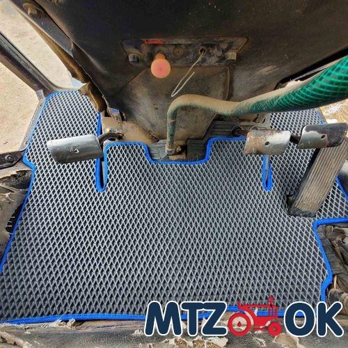 Коврик пола кабины МТЗ УК ЕВА №2 быстросъемный вариант на резиновый тонкий коврик с 2х частей (пр-во Украина) Коврик пола кабины МТЗ УК ЕВА №2 быстросъемный вариант на резиновый тонкий коврик с 2х частей (пр-во Украина)