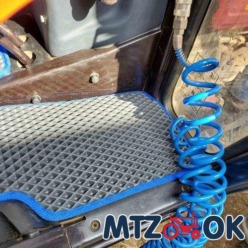 Коврик пола кабины МТЗ УК ЕВА №3 быстросъемный вариант на резиновый цельный коврик с бортиками (пр-во Украина) Коврик пола кабины МТЗ УК ЕВА №3 быстросъемный вариант на резиновый цельный коврик с бортиками (пр-во Украина)