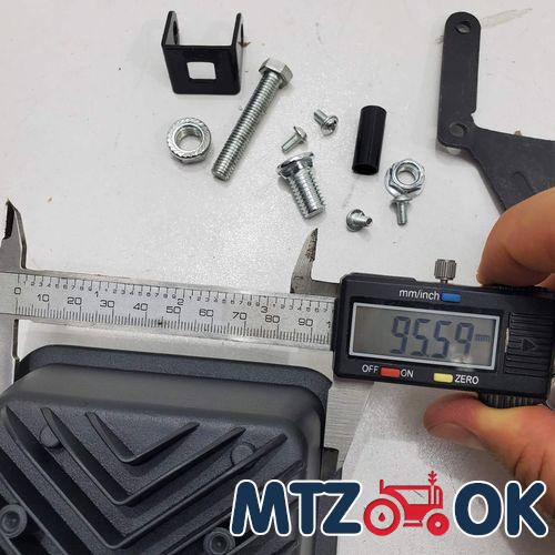 Обшивка кабины МТЗ МК 4 предмета (кожзам красная, синяя, зеленая строчка) к-т Обшивка кабины МТЗ МК 4 предмета (кожзам красная, синяя, зеленая строчка) к-т