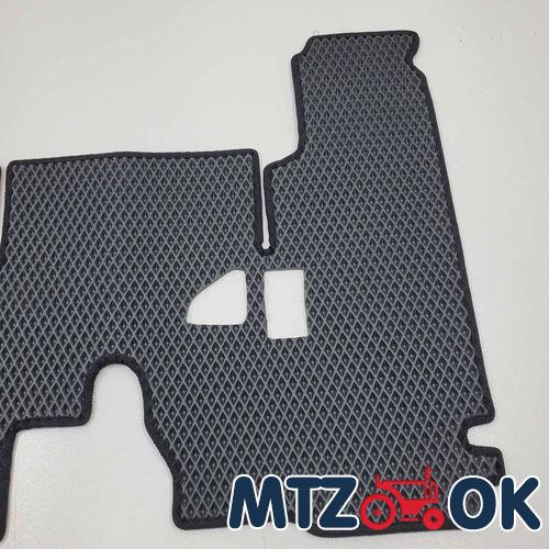 Коврик пола кабины МТЗ МК ЕВА без уха (пр-во Украина) Коврик пола кабины МТЗ МК ЕВА без уха (пр-во Украина)