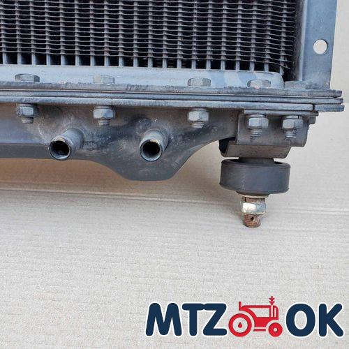 Обшивка кабины МТЗ МК 4 предмета (кожзам красная, синяя, зеленая строчка) к-т Обшивка кабины МТЗ МК 4 предмета (кожзам красная, синяя, зеленая строчка) к-т