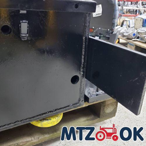 "УКРАИНА" на капот к-т 2шт. (цифры в ассортименте) "УКРАИНА" на капот к-т 2шт. (цифры в ассортименте)