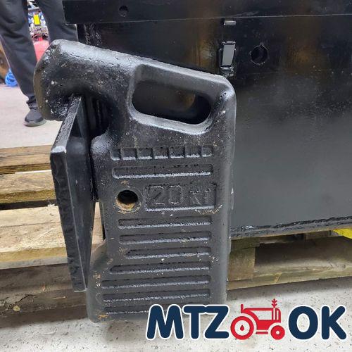 "УКРАИНА" на капот к-т 2шт. (цифры в ассортименте) "УКРАИНА" на капот к-т 2шт. (цифры в ассортименте)