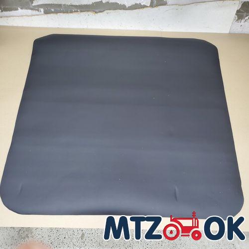 Обшивка торпеды МТЗ МК черный кожзам для оклейки щитка приборов 5 предмета (с ухом) (красная зеленая. синяя строчка) к-т Обшивка торпеды МТЗ МК черный кожзам для оклейки щитка приборов 5 предмета (с ухом) (красная зеленая. синяя строчка) к-т