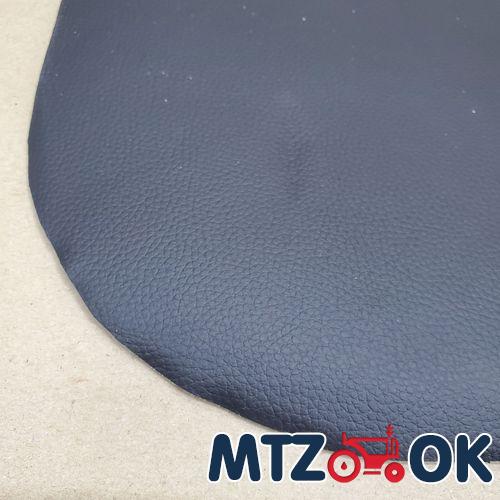 Обшивка торпеды МТЗ МК черный кожзам для оклейки щитка приборов 5 предмета (с ухом) (красная зеленая. синяя строчка) к-т Обшивка торпеды МТЗ МК черный кожзам для оклейки щитка приборов 5 предмета (с ухом) (красная зеленая. синяя строчка) к-т