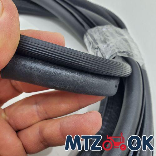 Уплотнитель стекла МТЗ УК безрамочного (3.7м) (пр-во Беларусь) Уплотнитель стекла МТЗ УК безрамочного (3.7м) (пр-во Беларусь)