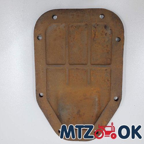 Крышка КПП левая Б/У (пр-во МТЗ) 70-1701454-А2 Крышка КПП левая Б/У (пр-во МТЗ) 70-1701454-А2