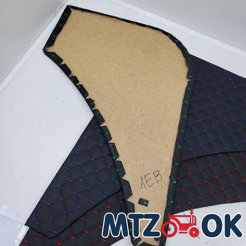 Карта двери МТЗ МК комплект 70-6708090/70-678100 (кожзам синяя. зеленая и красная строчка) Карта двери МТЗ МК комплект 70-6708090/70-678100 (кожзам синяя. зеленая и красная строчка)