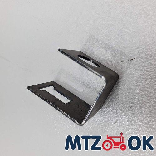 Кронштейн приварной для правой боковины пола соб.пр Кронштейн приварной для правой боковины пола соб.пр