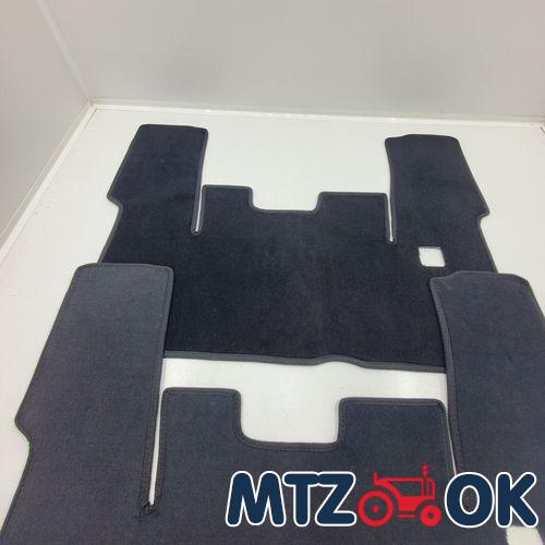 Коврик пола кабины МТЗ УК ковролин №2 быстросъемный на резиновый тонкий коврик с 2х частей Коврик пола кабины МТЗ УК ковролин №2 быстросъемный на резиновый тонкий коврик с 2х частей