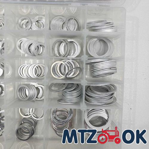 Рамка МТЗ УК боковая со стеклом (пр-во МТЗ) 80-6708110 Рамка МТЗ УК боковая со стеклом (пр-во МТЗ) 80-6708110