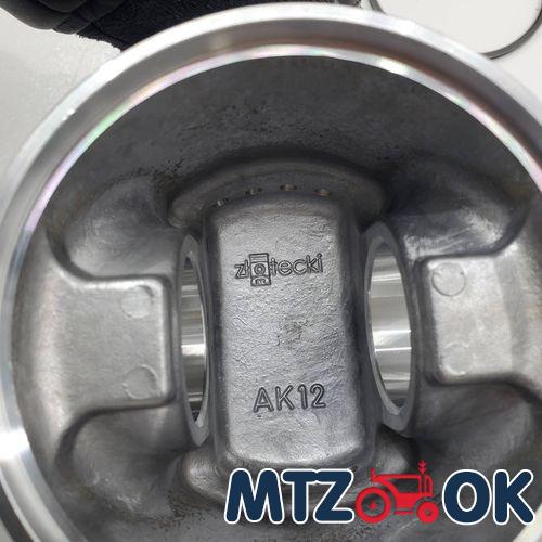 Гильзо-комплект Д 240 (ГП+5 к.+38палец+уплот.силикон) черная гильза ЕВРО 0 (пр-во Zlotecki. Польша) 240-1000108-С5 Польша Гильзо-комплект Д 240 (ГП+5 к.+38палец+уплот.силикон) черная гильза ЕВРО 0 (пр-во Zlotecki. Польша) 240-1000108-С5 Польша