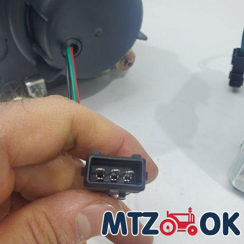 Плита переходная под насос-дозатор МТЗ Ф80-3407031 Плита переходная под насос-дозатор МТЗ Ф80-3407031