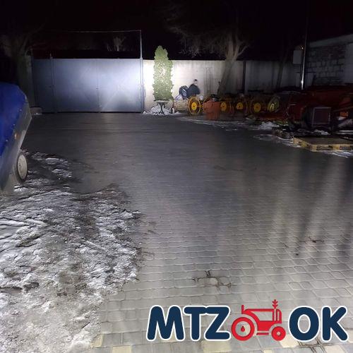 Чехол сидения МТЗ УК к-т спинка h=47см. низ w=45см кожзам (на сиденье оригинал) Чехол сидения МТЗ УК к-т спинка h=47см. низ w=45см кожзам (на сиденье оригинал)