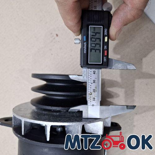 Генератор 14В 700Вт Т 40,40М,ЛТЗ 55,60 2-х ручейный (d шкива 108мм) (пр-во Радиоволна) Г462.3701-01 Генератор 14В 700Вт Т 40,40М,ЛТЗ 55,60 2-х ручейный (d шкива 108мм) (пр-во Радиоволна) Г462.3701-01