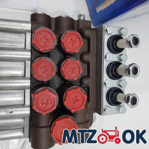 Чехол сидения МТЗ УК к-т спинка h=47см. низ w=45см кожзам (на сиденье оригинал) Чехол сидения МТЗ УК к-т спинка h=47см. низ w=45см кожзам (на сиденье оригинал)